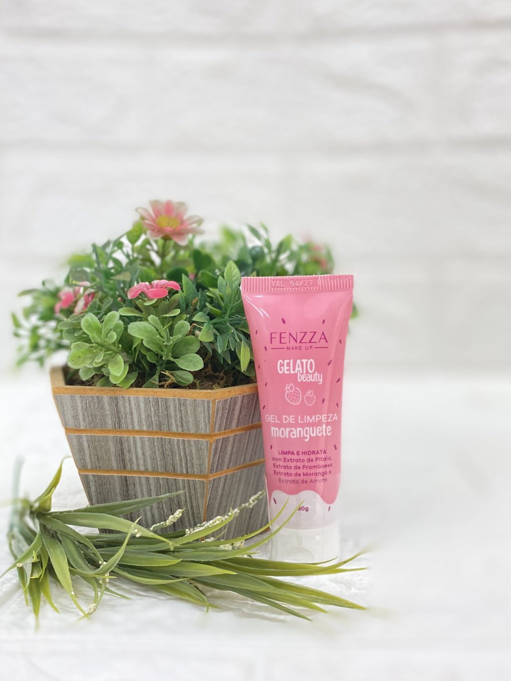 Gel de limpeza morangueiro 