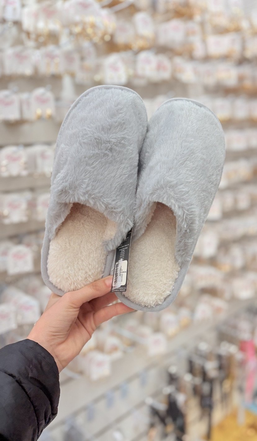 Pantufa cinza lisa adulto 