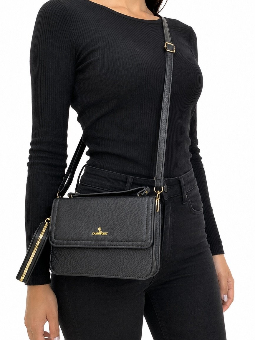 Bolsa c/carteira preta com dourado 