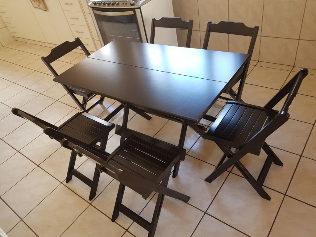 Mesa 1,20 X 0,70 com 6 cadeiras Tabaco / Mel / Preto