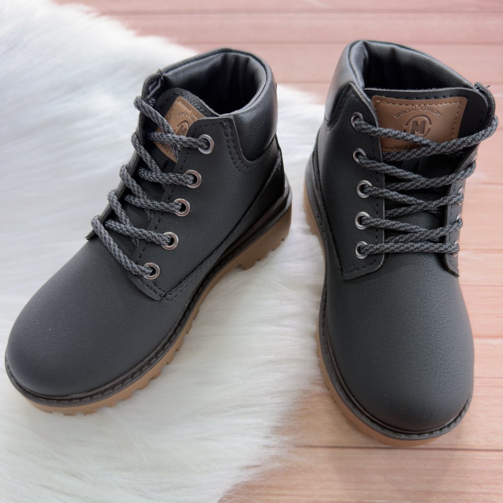 Bota Molekinho 25