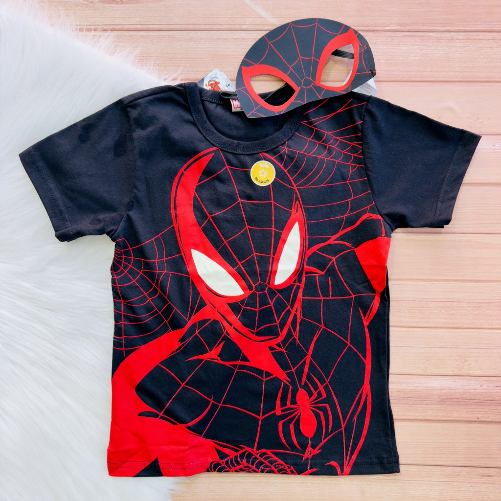 Camiseta com máscara 10