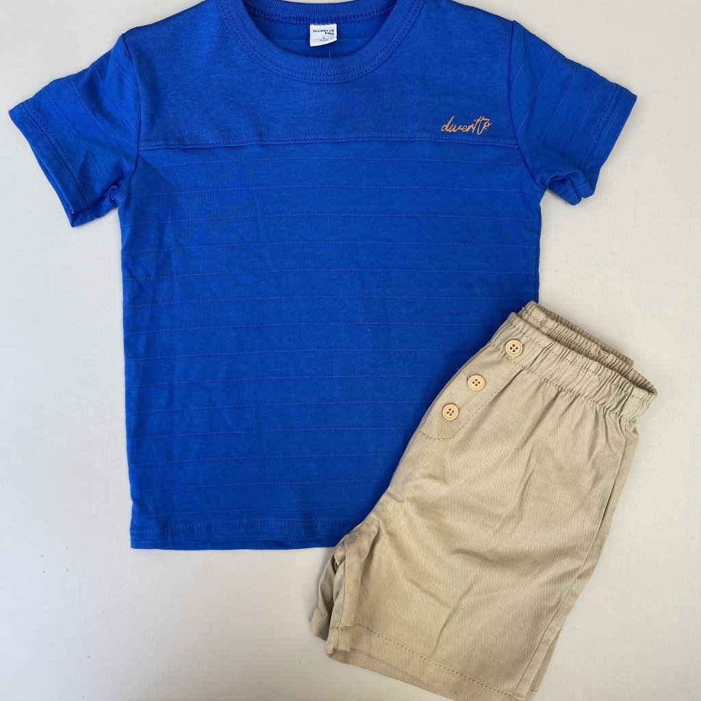 Conjunto camiseta e bermuda DIVERTTO