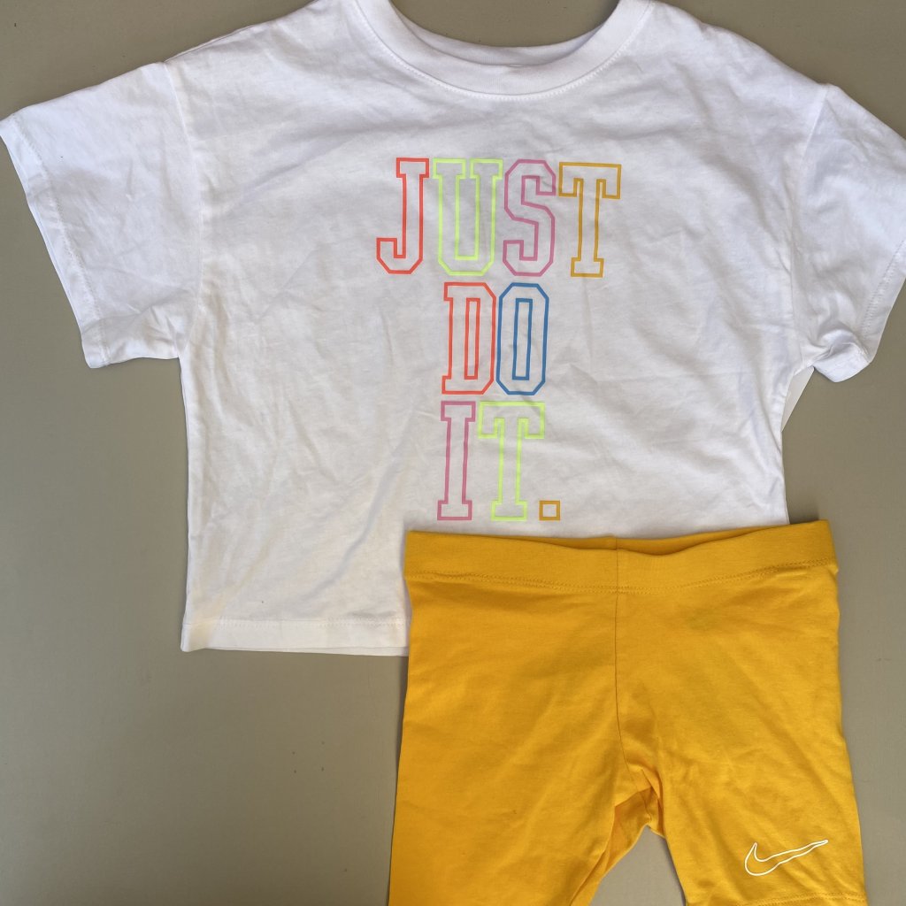 Conjunto esportivo Nike