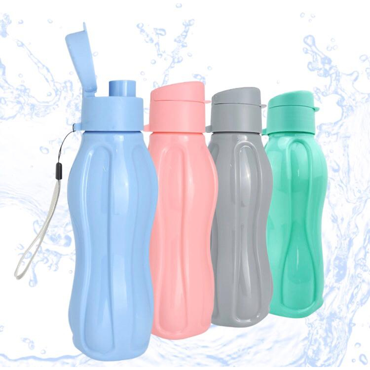 GARRAFA SQUEEZE PLASTICA 800ML REF:TOP0506