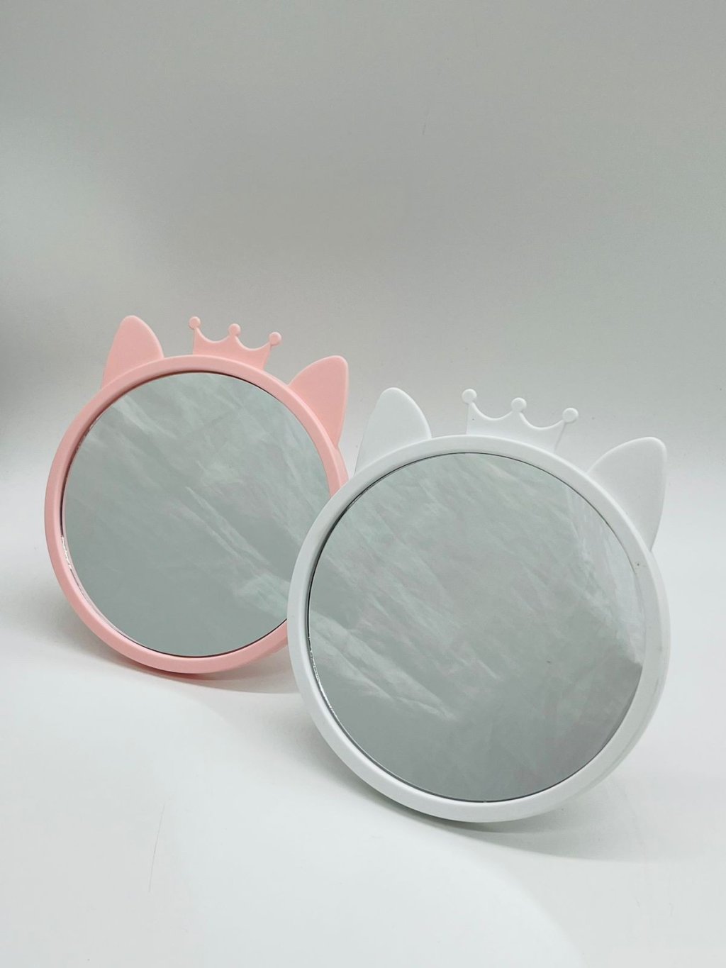 ESPELHO COM MOLDURA DE PLASTICO REF: DT8596