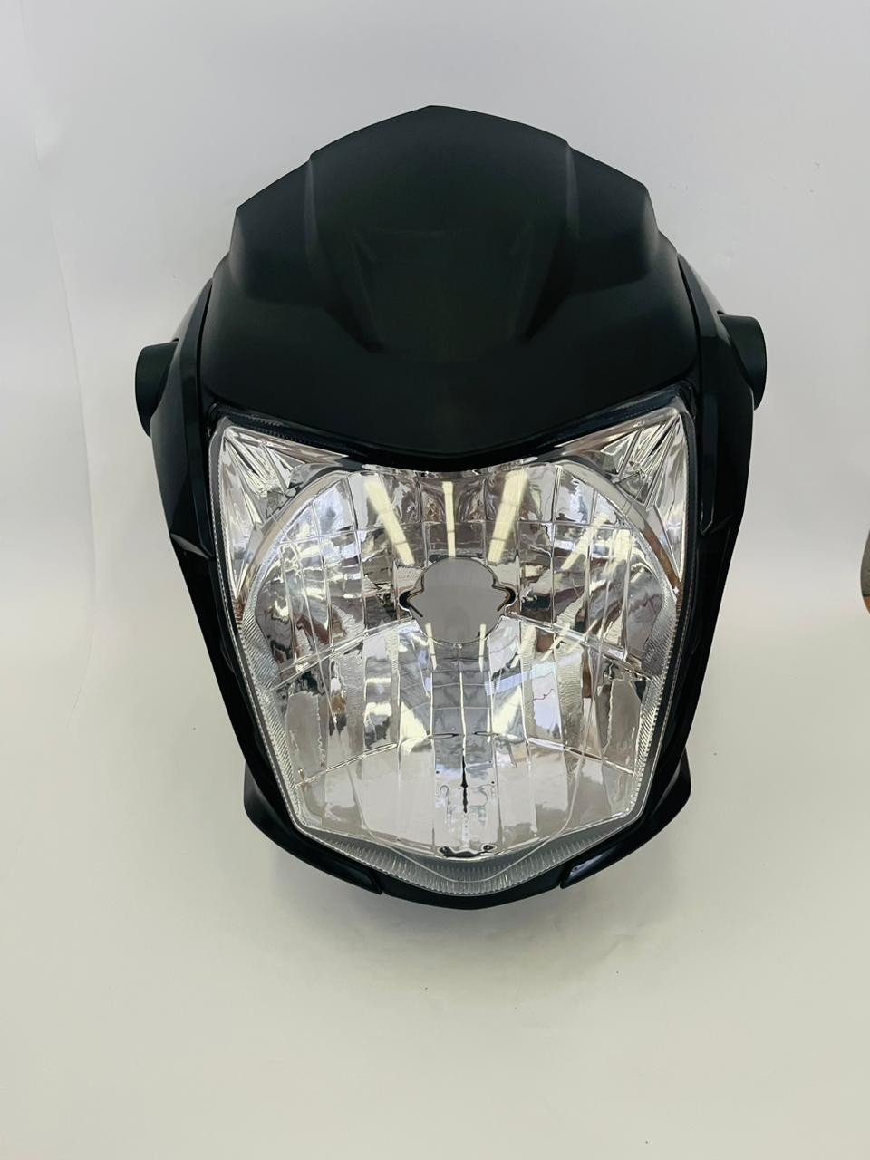 FAROL COMPL. C/CAREN.FRONTAL/LATERAIS E INTERNA COM BLOCO PRETO 2022/23 FAN 160