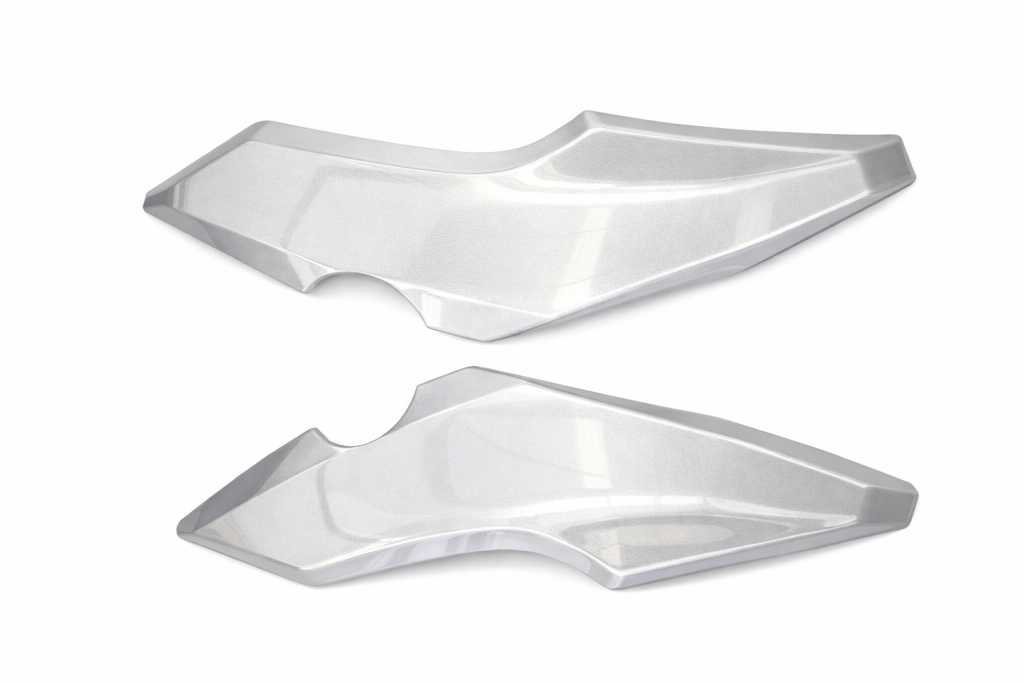 CARENAGEM LAT. DO FAROL 2025 COMP. TITAN 160 PRATA FORCE