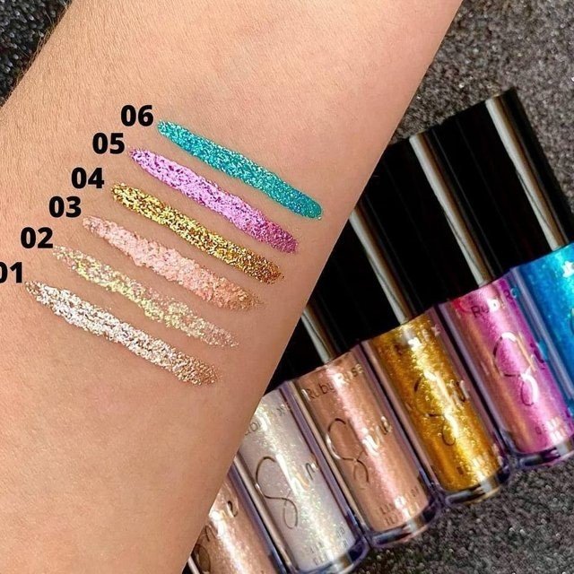 Delineador de Glitter shine Ruby rose