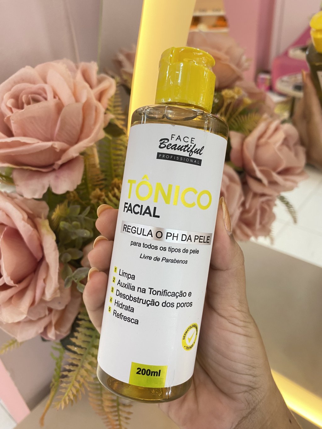 Tônico facial regula o PH da pele