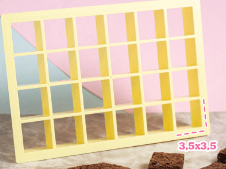 5780-CORTADOR DE BROWNIE (3,5x3,5 cm) - BLUE STAR