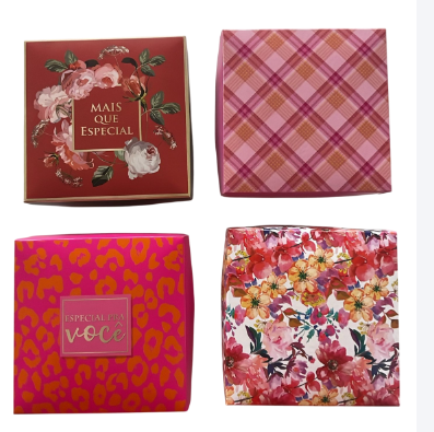 17735 - MINI CAIXA QUADRADA SORTIDO G 12x12x4 - PC/ CROMUS