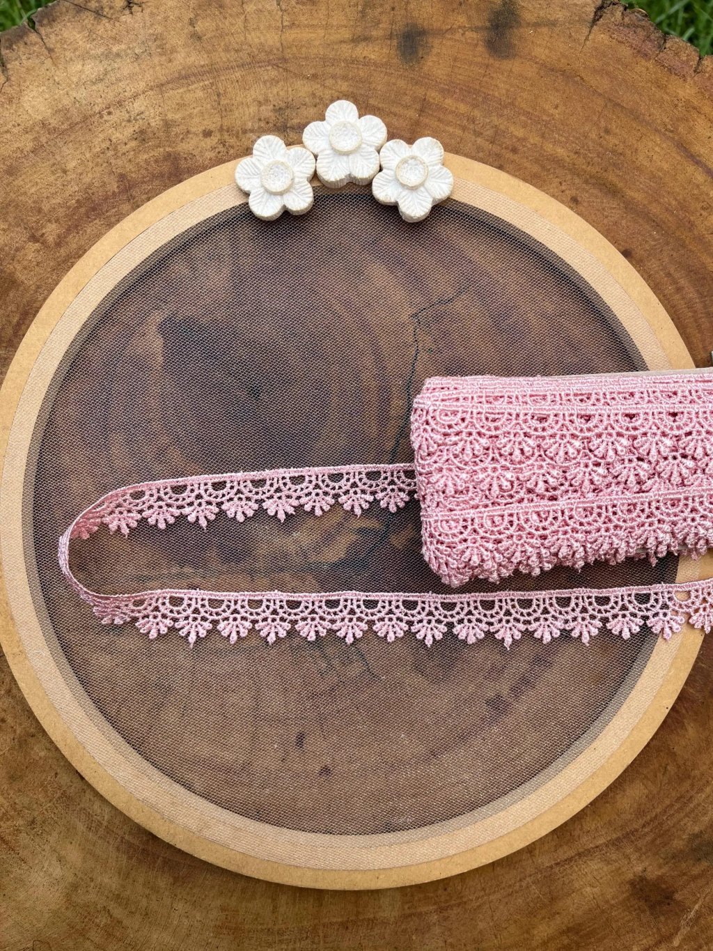 Renda guipir 100% poliéter rosê (2cm-6,9m) Cod- TR 0053-1