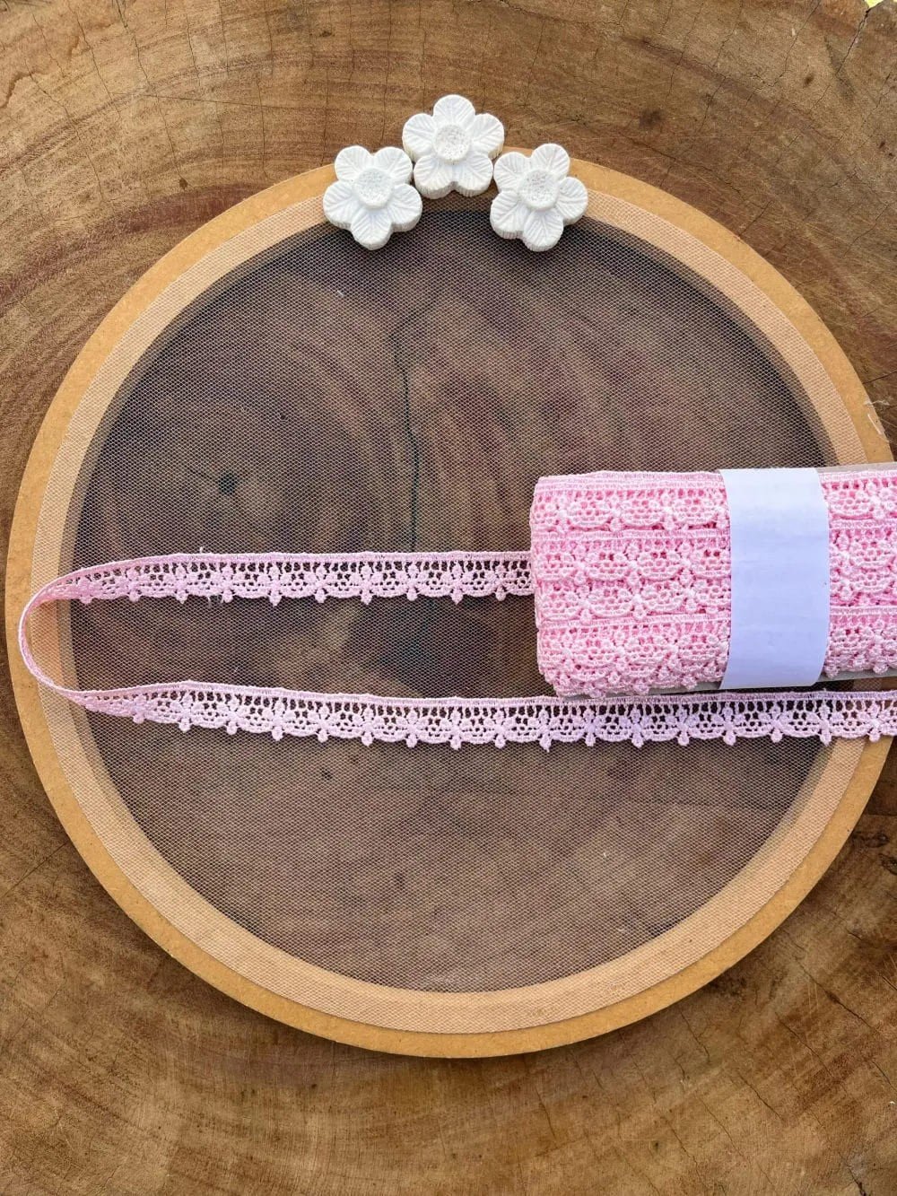 Renda guipir 100% poliéster rosa bebê (1cm-6,9m) Cod- TR 5987-1