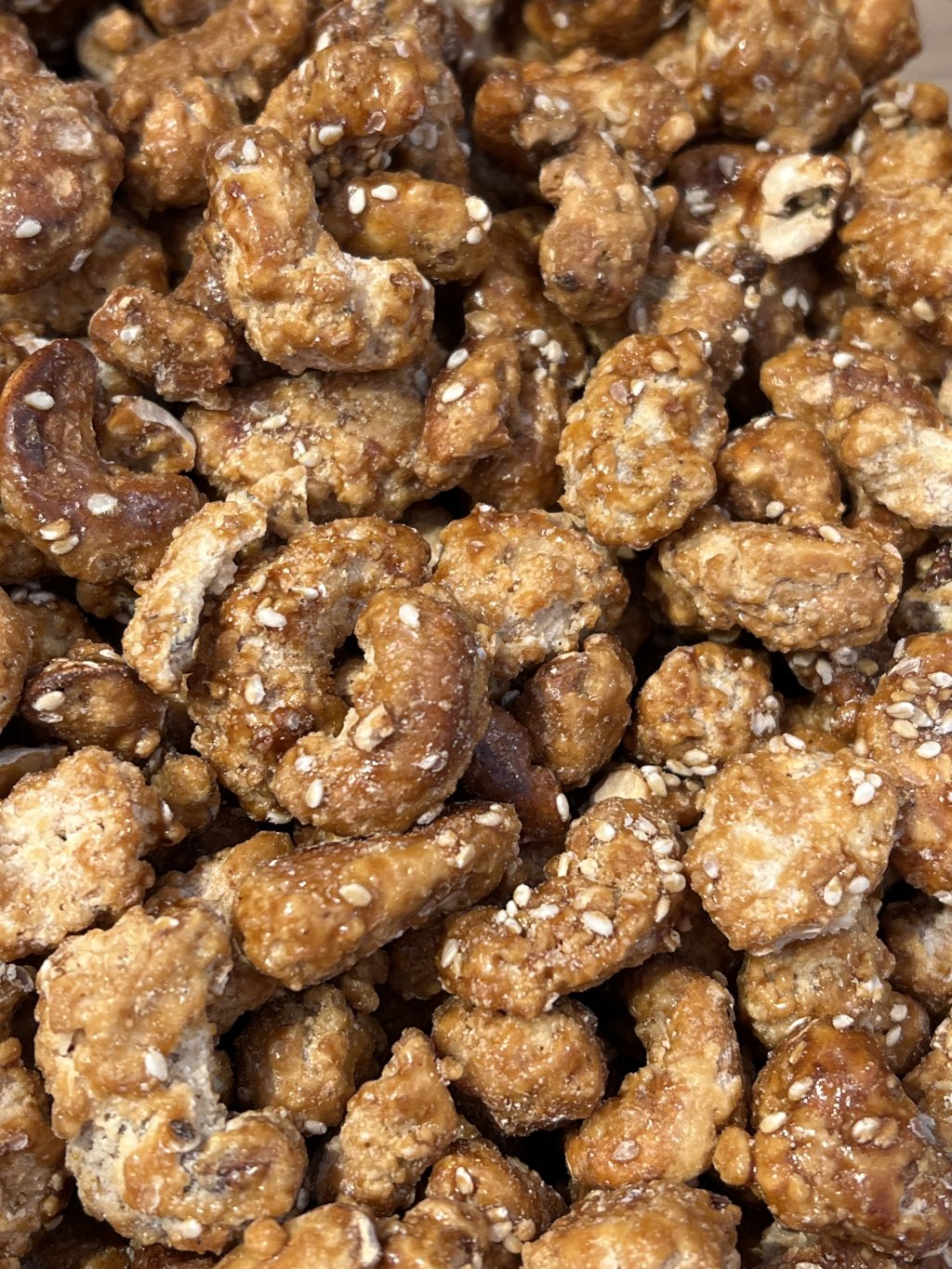 CASTANHA DE CAJU CARAMELIZADA