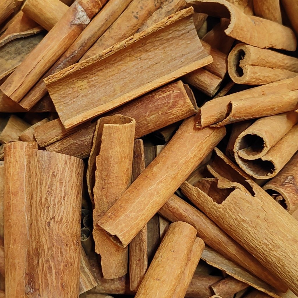 CANELA EM PAU