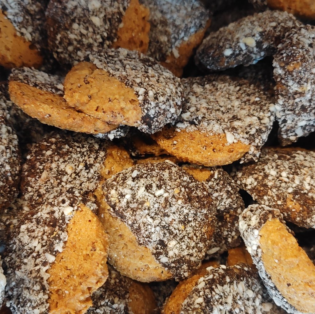 BISCOITO COM CREME DE CHOCOLATE 70% LOW CARB