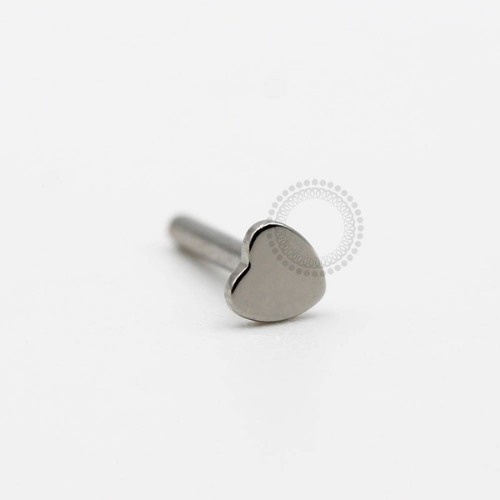 TN116 Haste Labret Coração Titânio F-136