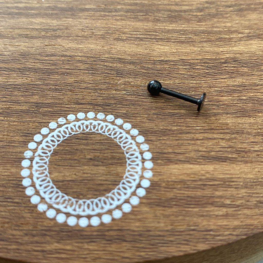 PB00 Labret Aço PVD Black