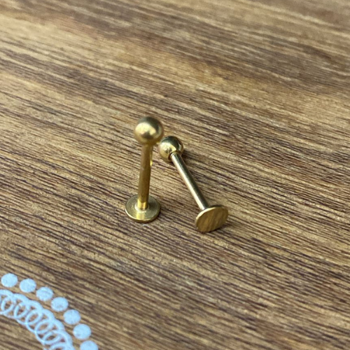 PB0046GO Labret Aço PVD Gold