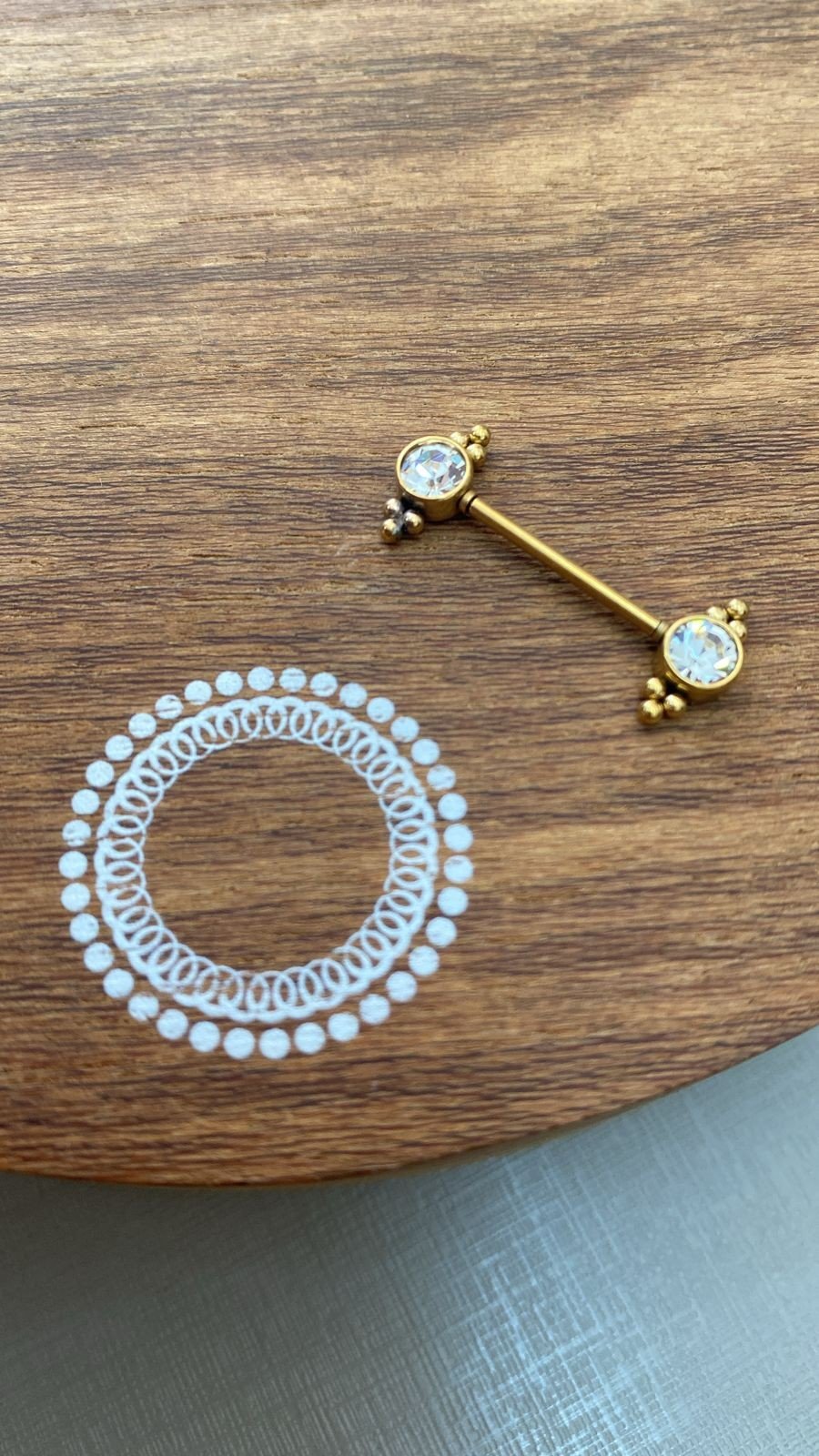 PD0022GO Nipple Aço PVD Gold - Zircônia Cristal