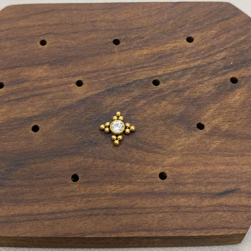 PN0036GO Labret Aço PVD Gold - Zircônia Cristal