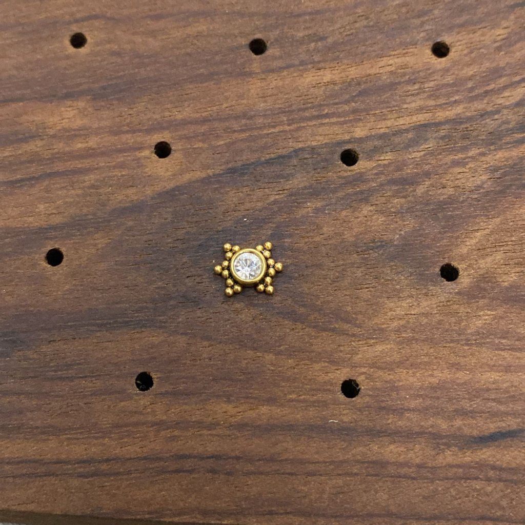 PN0049GO Labret Aço PVD Gold - Zircônia Cristal
