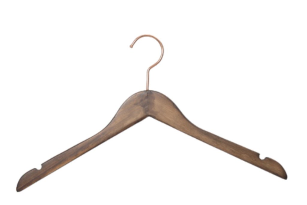 CABIDE MADEIRA ESCURA ADULTO SIMPLES  COM GANCHO ROSÊ 