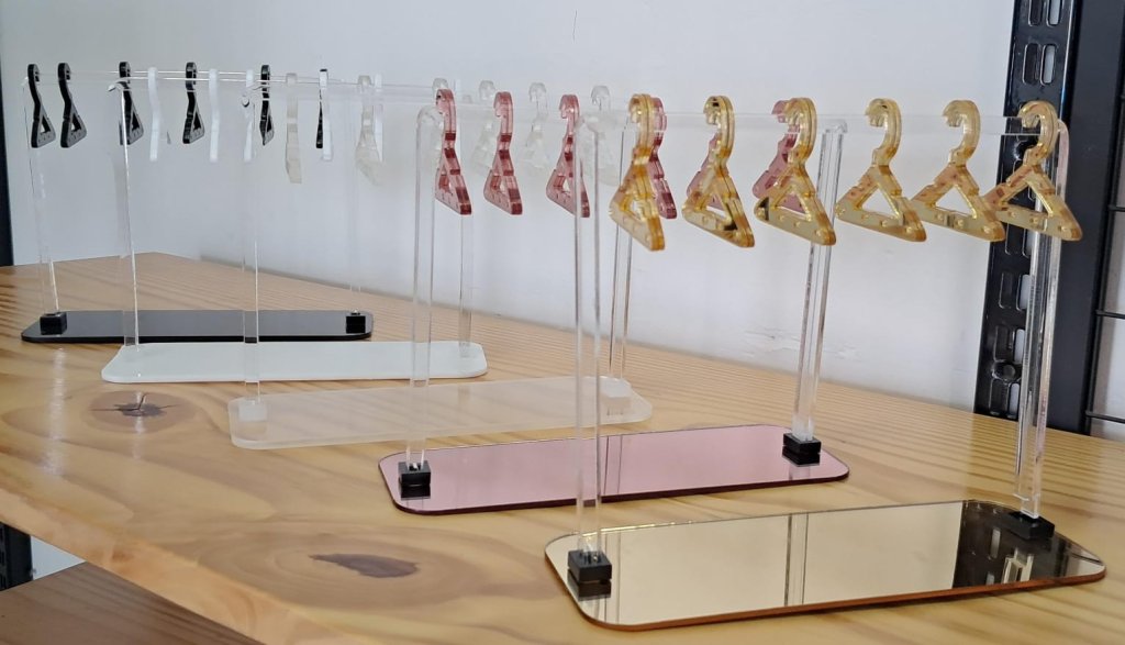 EXP ARARA PARA BRINCO