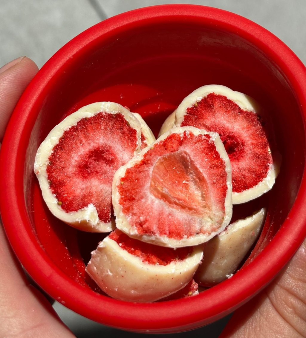 Morango c/ Chocolate Branco - 100g 