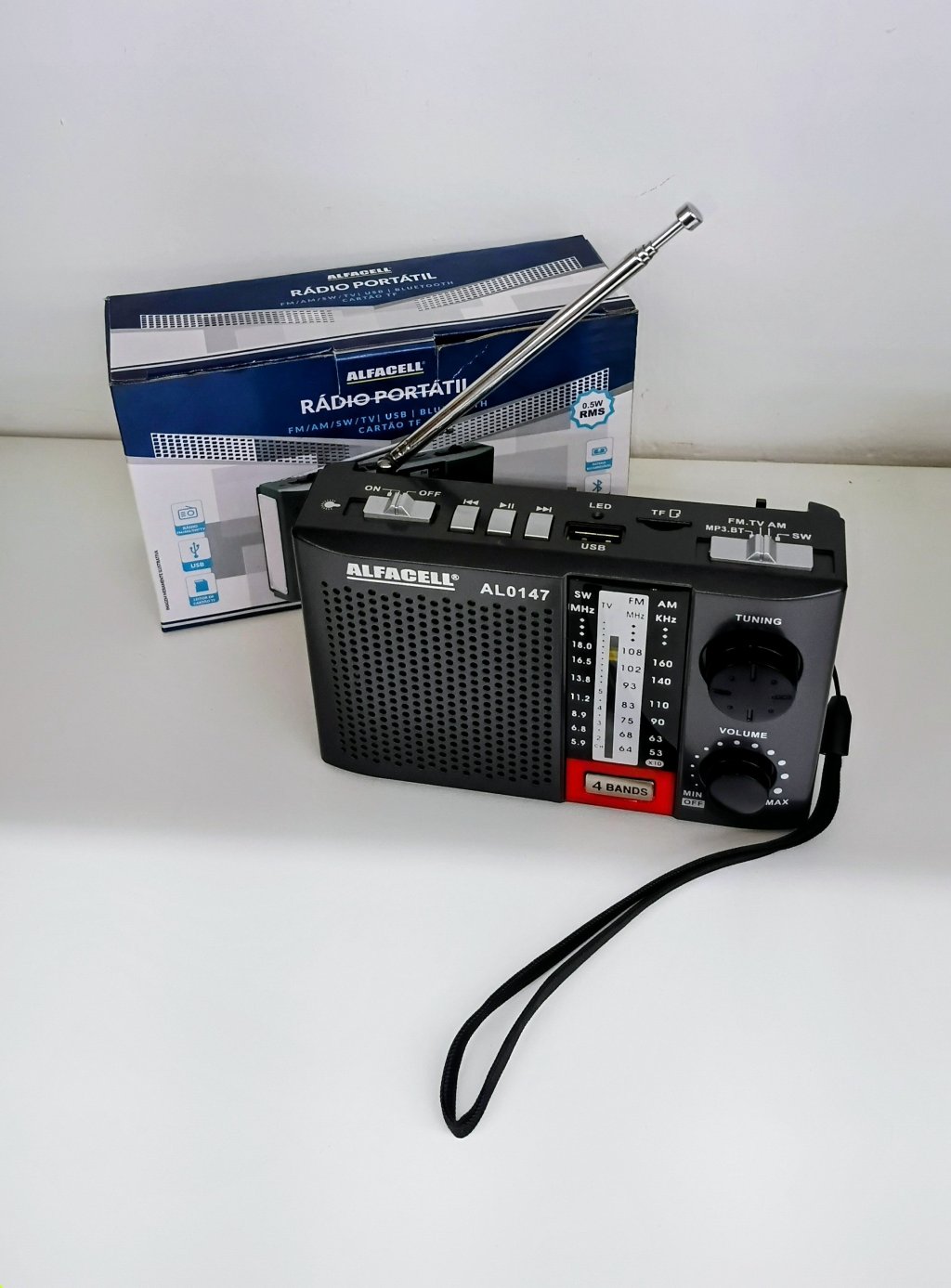 Rádio Am/Fm Bluetooth,Recarregável AL0147 5W 9x13cm c/Lanterna 