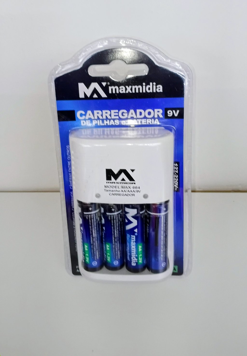 Carregador de Pilhas MAX-664 c/4 Pilhas AA
