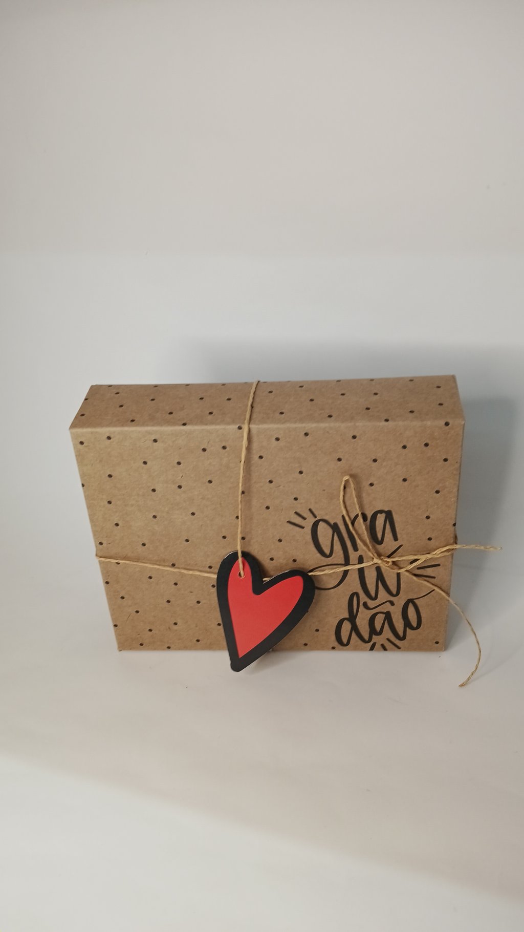 Caixa Presente c/Fechamento 13004222 16x13x4cm