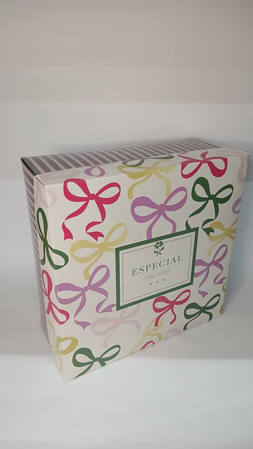 Caixa p/Presente Quadrada 13008061 26x26x12cm