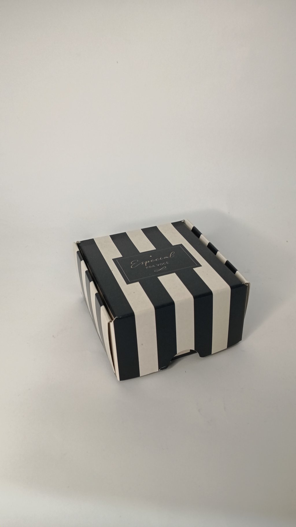 Mini Caixa Presente 13006997 6x6x3cm