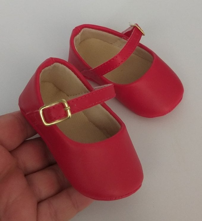 Sapatinho Courino Vermelho (fivela)