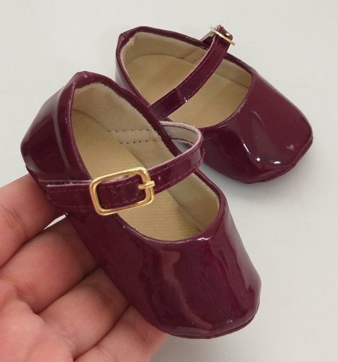 Sapatinho Verniz Marsala (fivela)