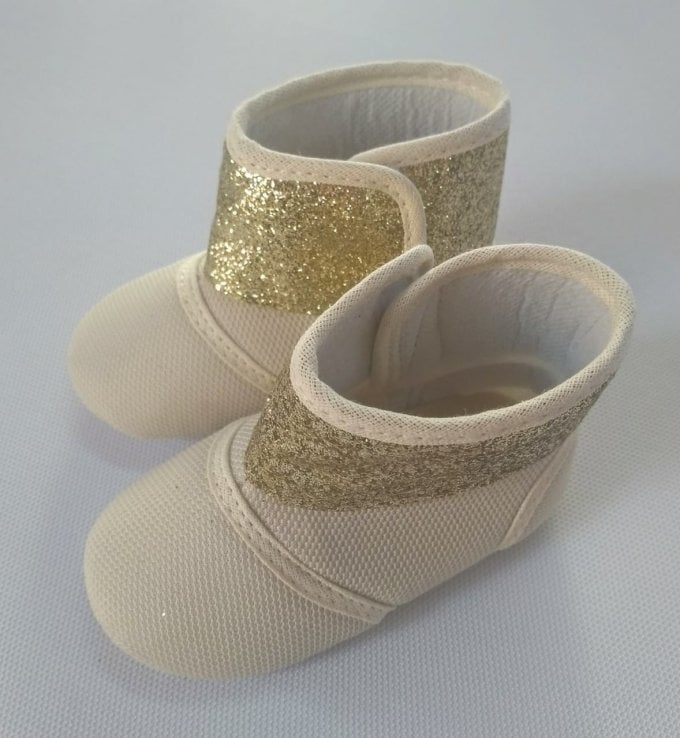 Botinha Jacar com Gliter Dourada 