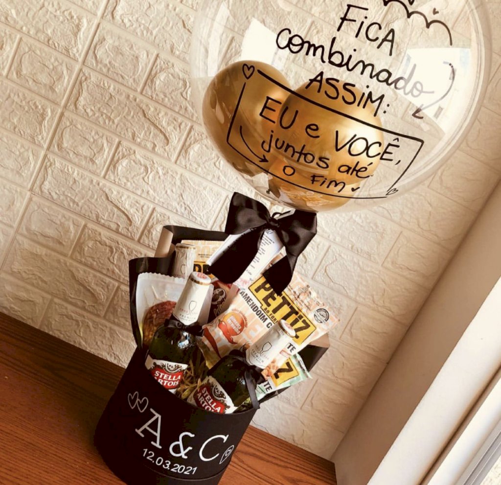 Box com Cervejas e Petiscos 