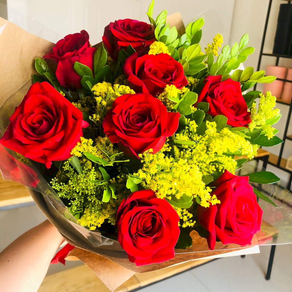 Ramalhete com 8 Botões Vermelho e Tango