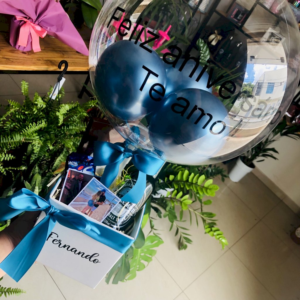 Box com balão com Cerveja e Chocolates 