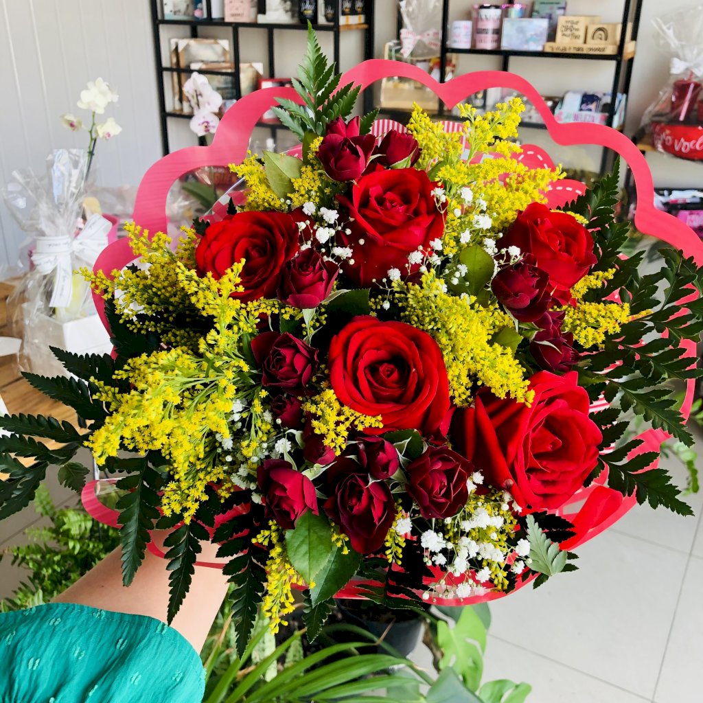 Ramalhete com Flores Vermelhas 