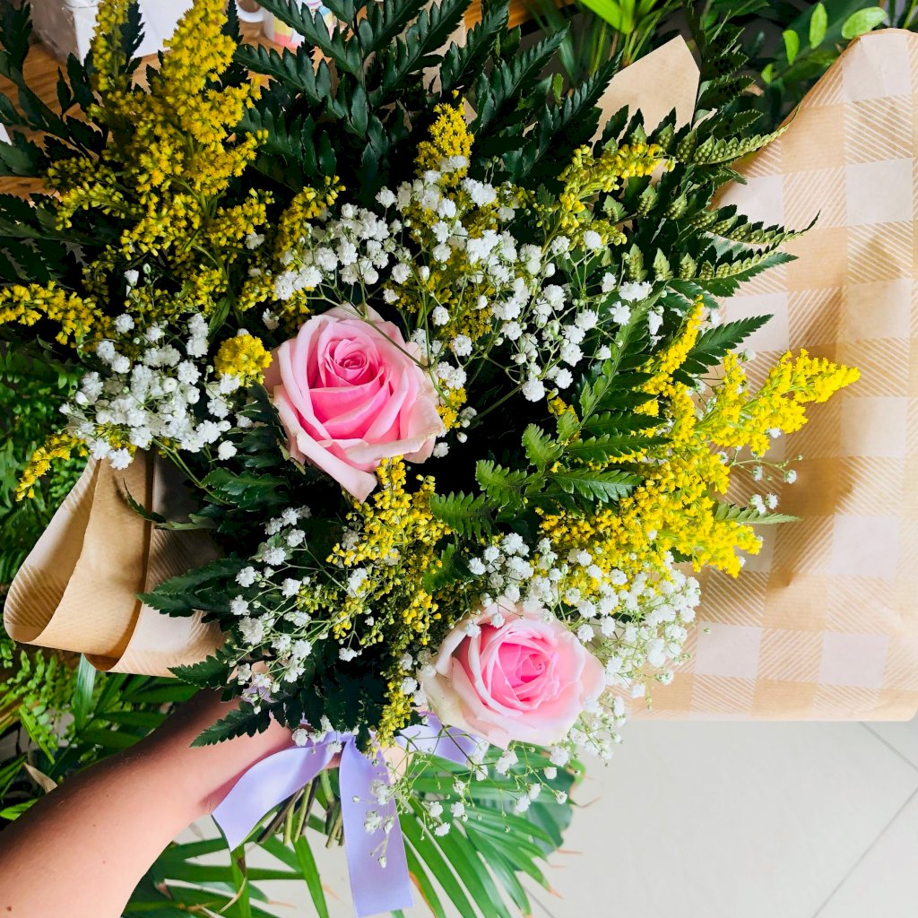 Leque 2 Botões Rosa ou Vermelho