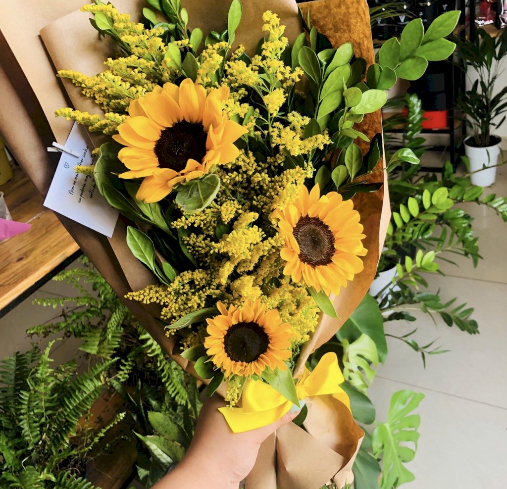 Leque com 3 Girassóis 