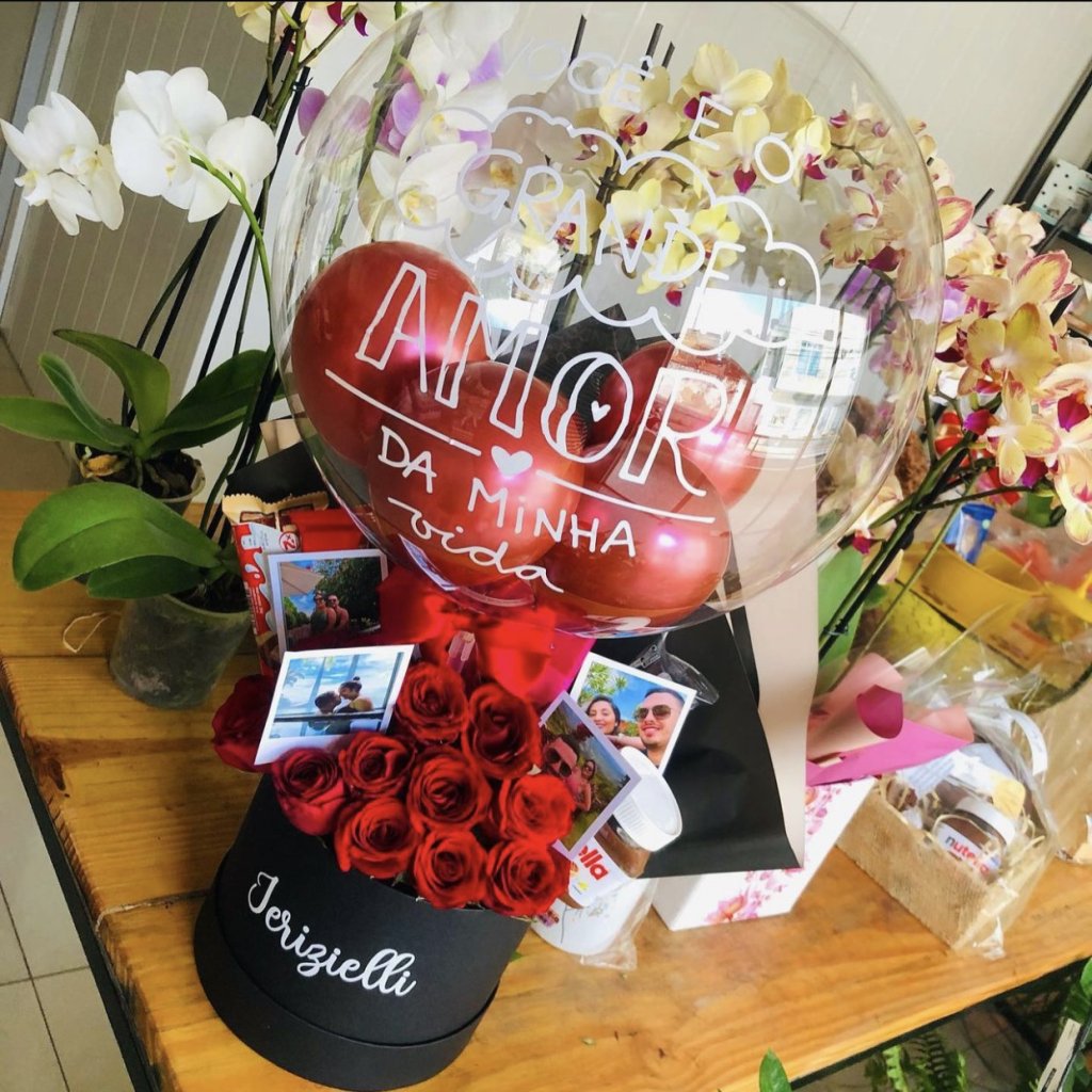 Box com Chocolates e Rosas