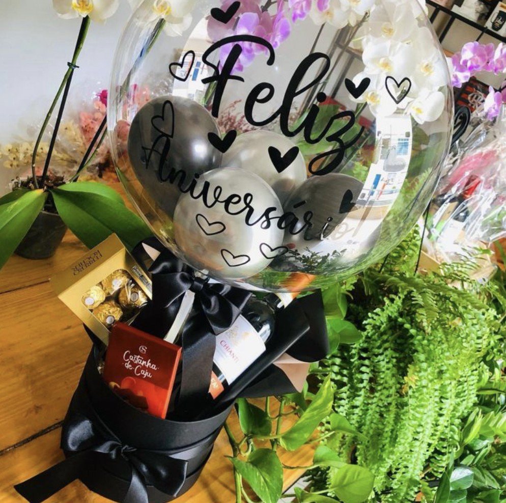 Box com Balão e Vinho