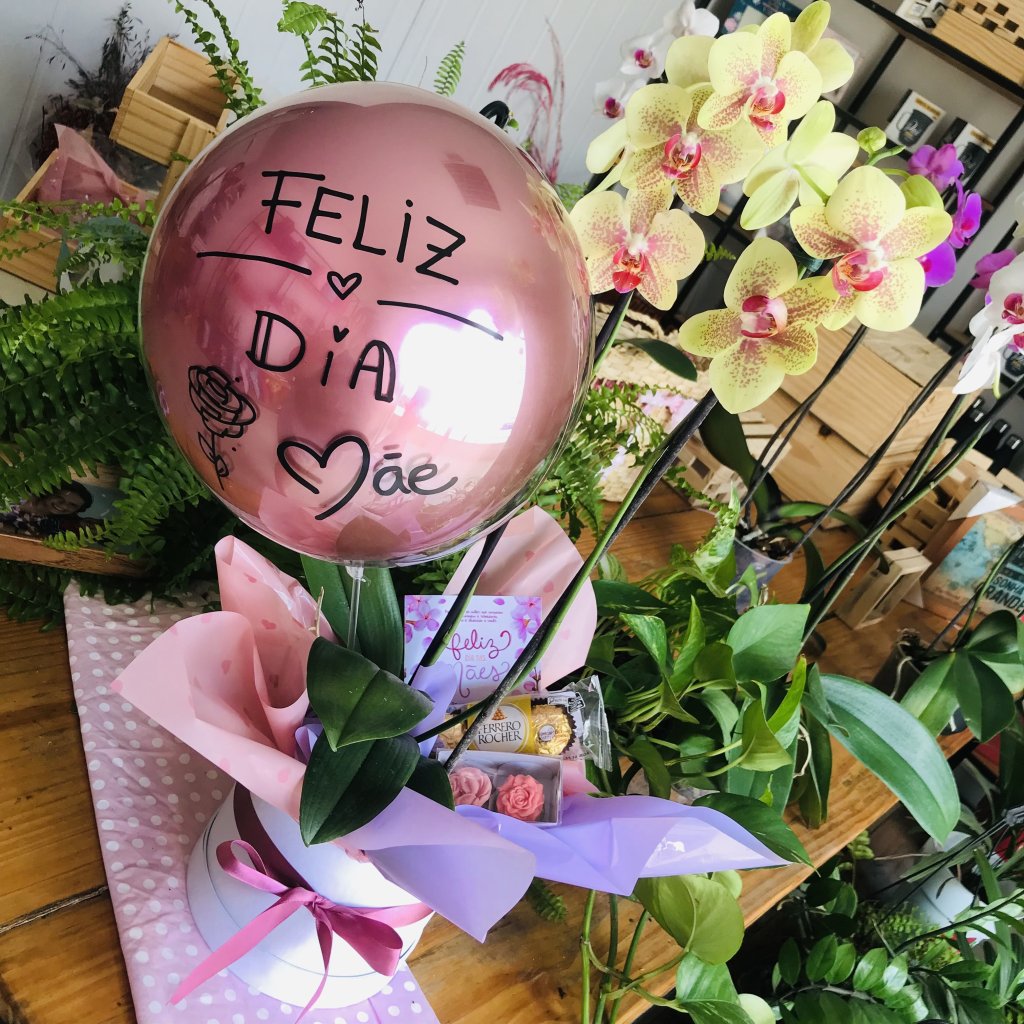 Box com Balão, Orquídea e Doces 