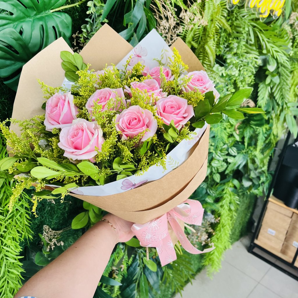 Ramalhete com 10 Botões Rosa