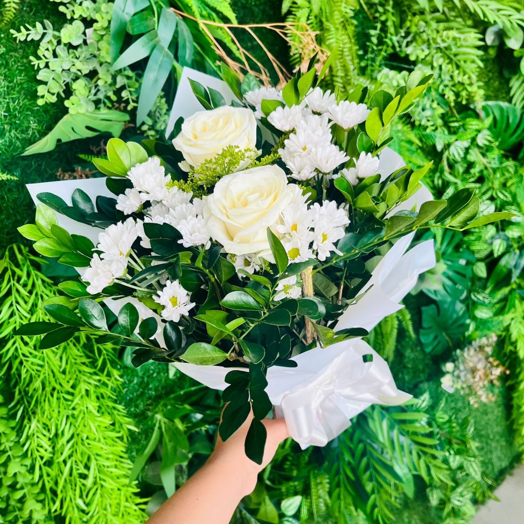 Floral 2 Botões Branco e Margaridas