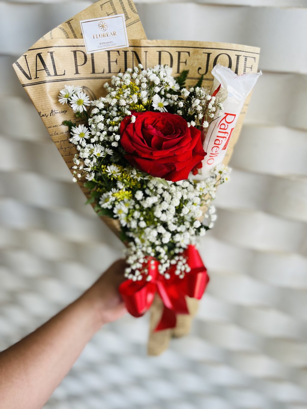 Buquê 1 rosa + chocolate 